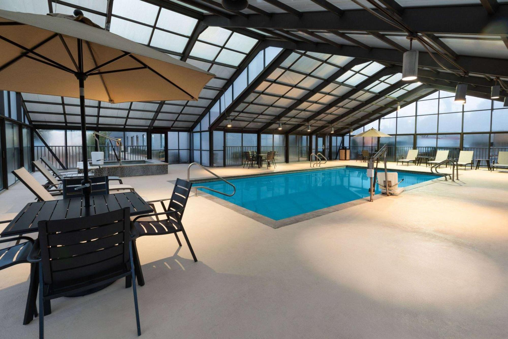La Quinta Inn & Suites By Wyndham Meridian Zewnętrze zdjęcie