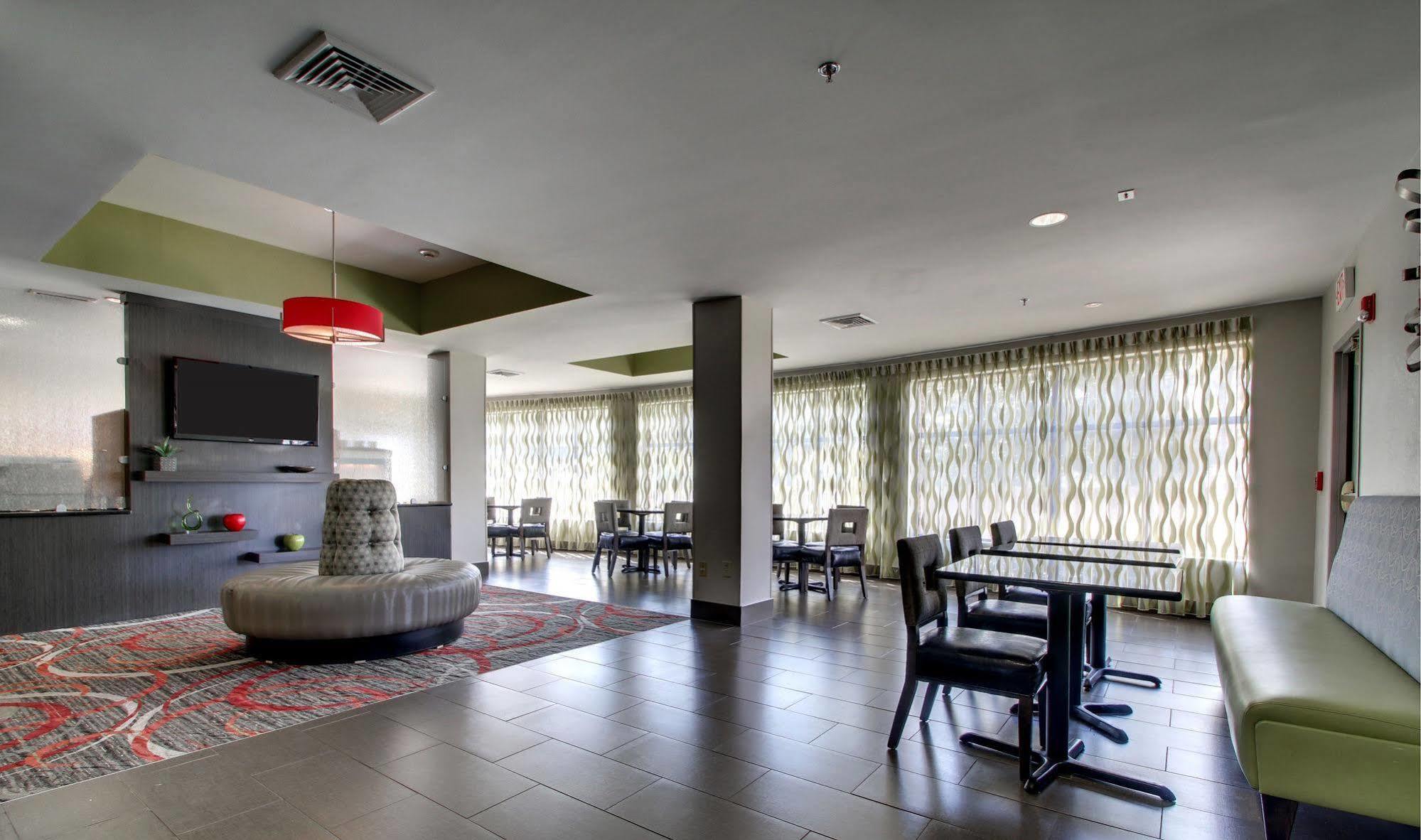 La Quinta Inn & Suites By Wyndham Meridian Zewnętrze zdjęcie